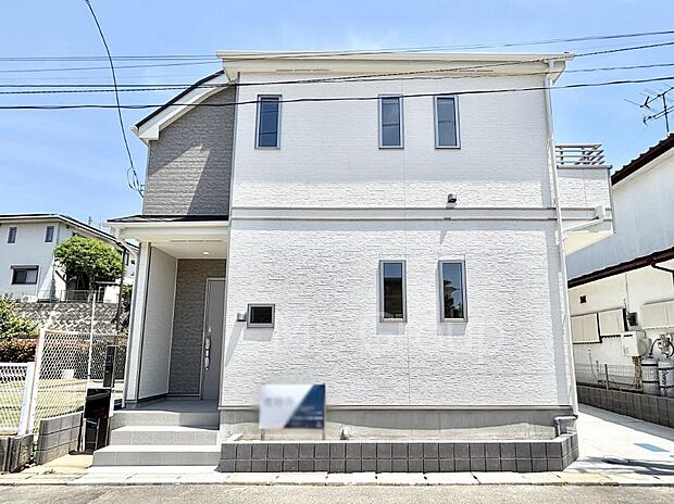 溢れる陽光でご家族の笑顔も輝く