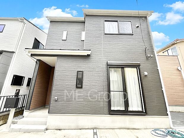 たっぷりの陽光と心地よい風が舞い込む住まい