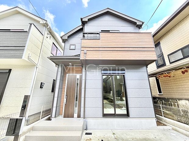 暮らしやすさと居心地の良さにこだわったシンプルで飽きのこないデザイン !