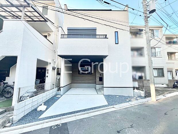 たっぷりの陽光と心地よい風が舞い込む住まい