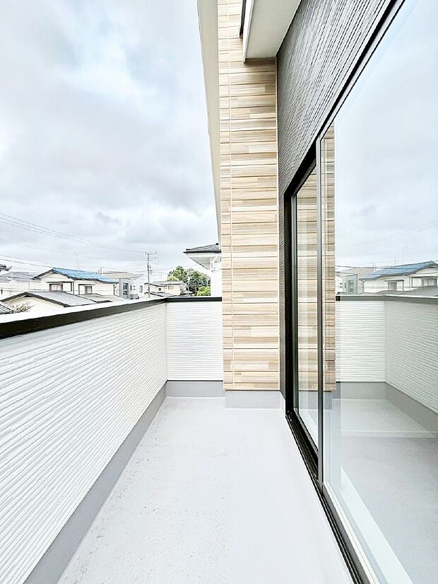 【バルコニー】風通しの良いバルコニー