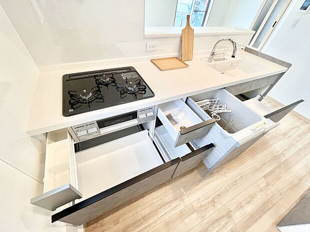 【スライド収納】使いやすさを優先したスライド式収納タイプ!