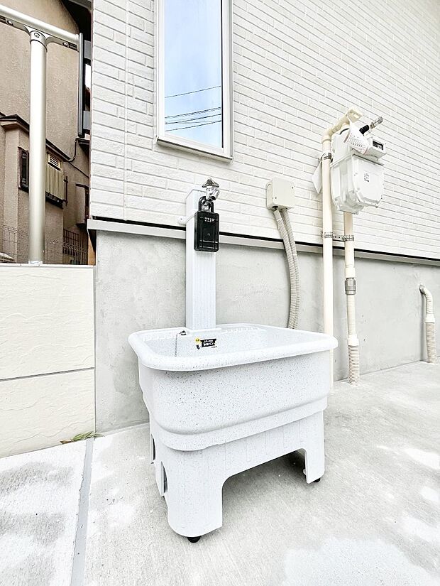 【その他現地】ガーデニングやお掃除に便利な外水栓