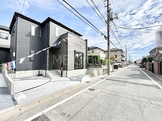 【前面道路含む現地写真】堂々完成!! ここから始まる新生活を応援いたします!