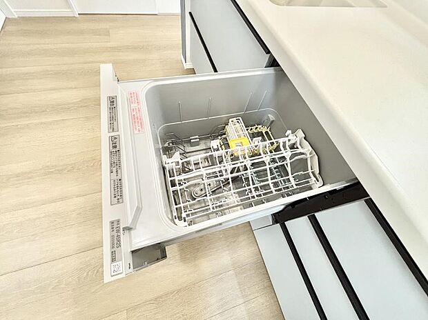 【食洗機】面倒なお片づけは食洗機にお任せ!家事の負担が減って、時間にも気持ちにもゆとりができます。