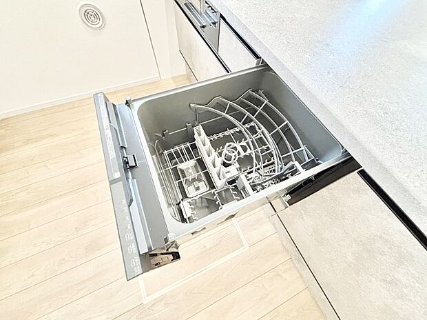 【食洗機】面倒なお片づけは食洗機にお任せ!家事の負担が減って、時間にも気持ちにもゆとりができます。