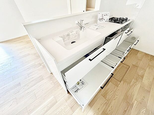 【スライド収納】使いやすさを優先したスライド式収納タイプ!