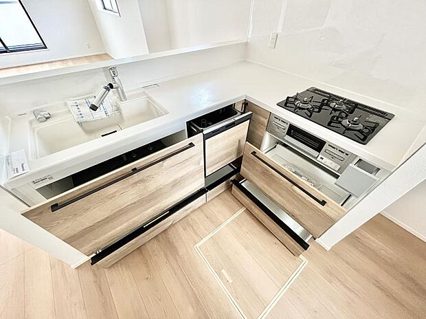 【スライド収納】使いやすさを優先したスライド式収納タイプ!