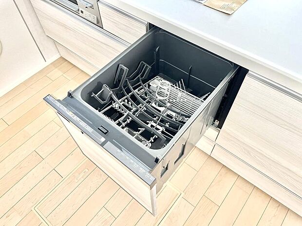 【食洗機】面倒なお片づけは食洗機にお任せ!家事の負担が減って、時間にも気持ちにもゆとりができます。