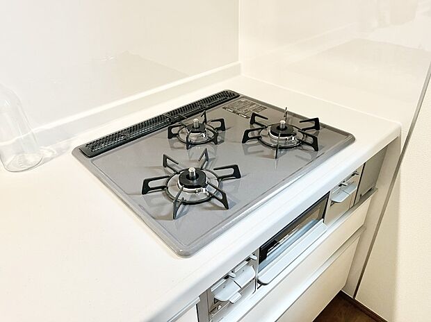 【ガスコンロ】三口ガスコンロでお料理が一気にはかどりそう