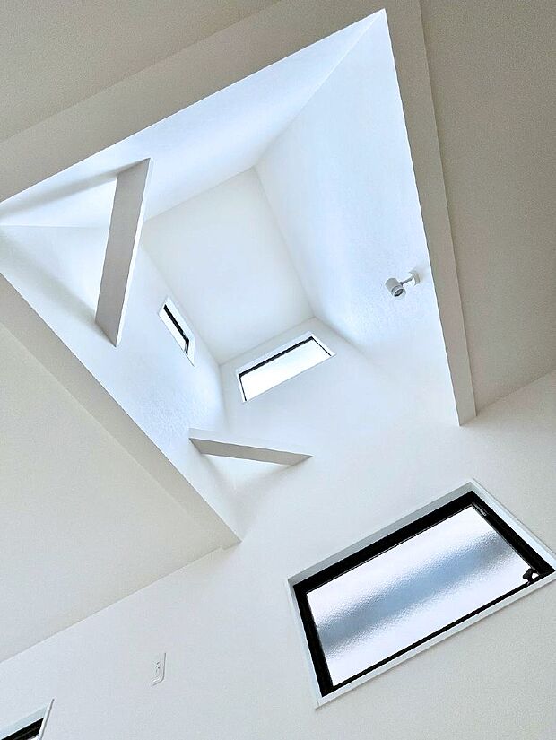 【吹抜け】お洒落で開放感をプラスしてくれる吹抜け