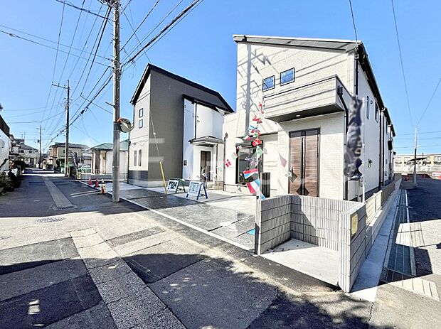 【前面道路含む現地写真】堂々完成！！ ここから始まる新生活を応援いたします！ 