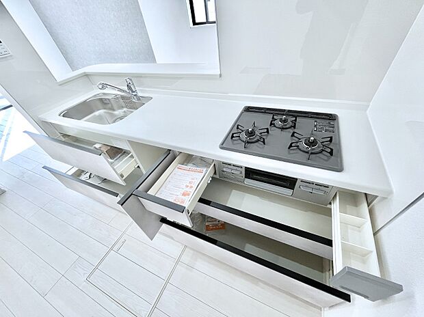 【スライド収納】使いやすさを優先したスライド式収納タイプ！