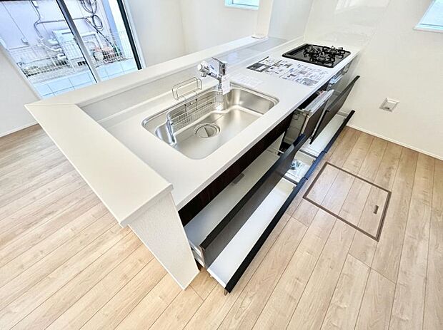 【スライド収納】使いやすさを優先したスライド式収納タイプ！