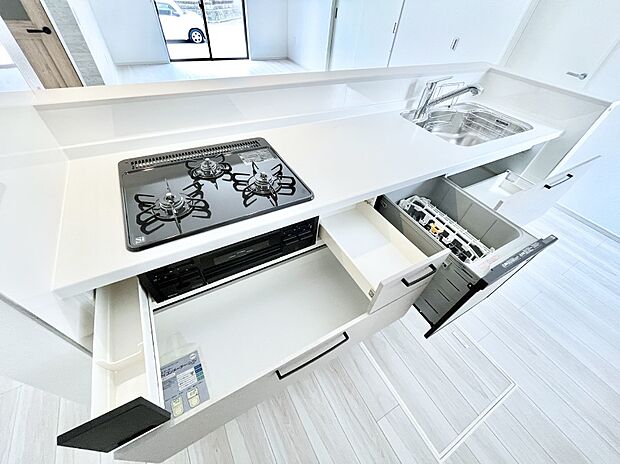 【スライド収納】使いやすさを優先したスライド式収納タイプ！