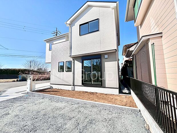 【現地外観写真】溢れる陽光でご家族の笑顔も輝く