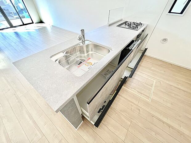 【スライド収納】使いやすさを優先したスライド式収納タイプ！