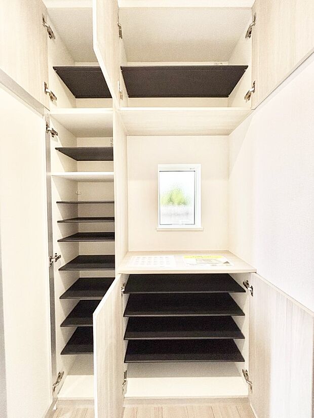 【収納】収納力ある下駄箱の活用で玄関廻りはいつでもスッキリ