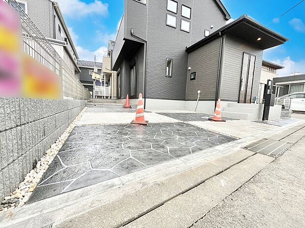 【駐車場】生活に欠かせない駐車スペース。　