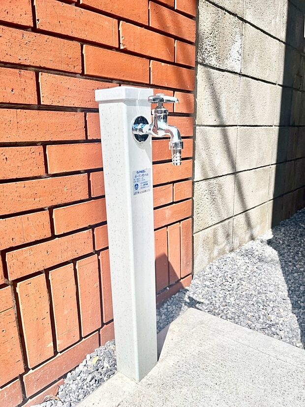 【その他現地】ガーデニングやお掃除に便利な外水栓