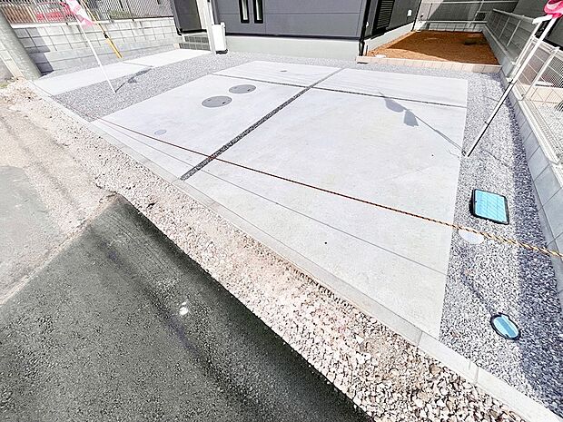 【駐車場】生活に欠かせない駐車スペース。