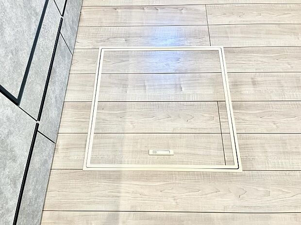 【床下収納】床下収納付き！日用品・非常用品の収納にも大活躍。