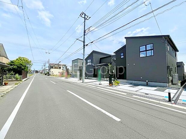 【前面道路含む現地写真】堂々完成！！ ここから始まる新生活を応援いたします！ 