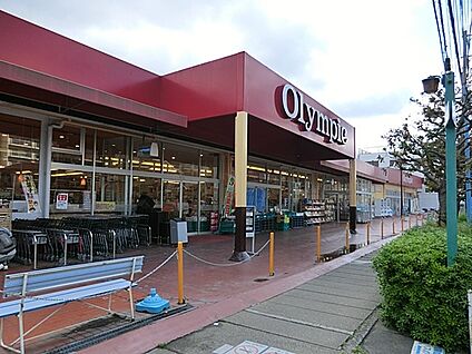 オリンピック行徳店 300m(4分)
