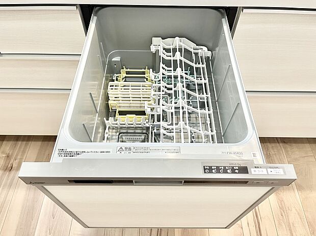 【食洗機】面倒なお片づけは食洗機にお任せ!家事の負担が減って、時間にも気持ちにもゆとりができます。