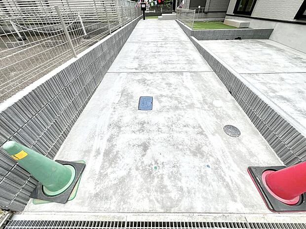 【駐車場】生活に欠かせない駐車スペース。