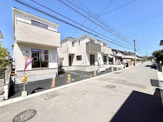 【前面道路含む現地写真】前面道路はきちんと整備されています
