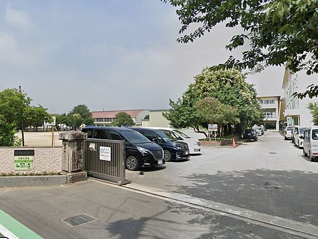 鎌ケ谷市立中部小学校（約950m・徒歩12分）