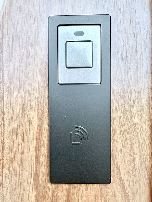 【玄関】ラクラク開錠！スマートコントロールキー。
