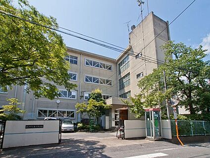 松戸市立第三中学校 1420m(18分)