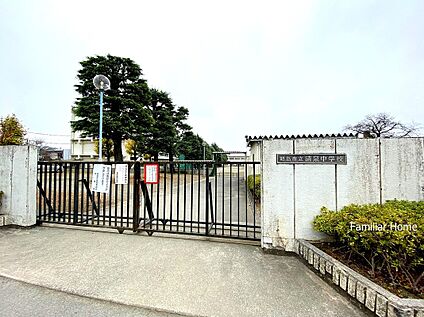 清泉中学校  約350m