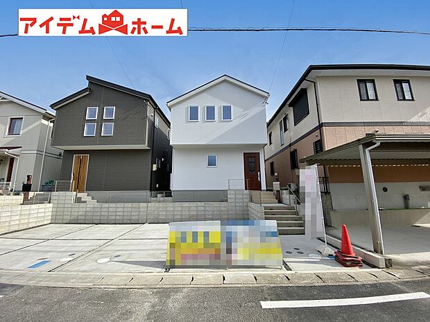 ●○●○2号棟外観写真○●○●
平日の案内も可能です♪
お気軽にお問い合わせください!