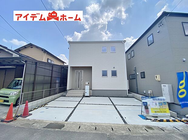 ●○●○2号棟外観写真○●○●
　　　平日の案内も可能です♪
　お気軽にお問い合わせください！
