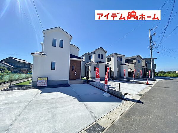 ●○●○全体外観写真○●○●
　　　平日の案内も可能です♪
　お気軽にお問い合わせください！
