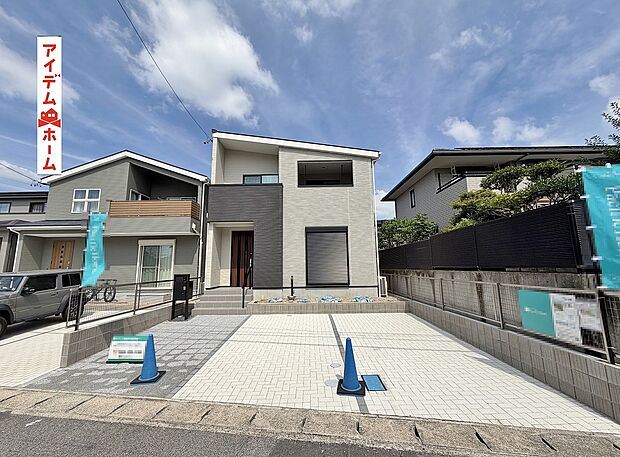 ●○●○3号棟外観写真○●○●
平日の案内も可能です♪
お気軽にお問い合わせください!