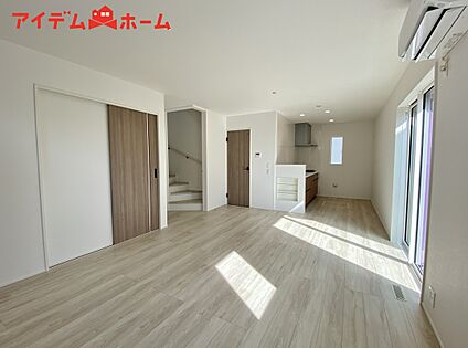 リビング(1号棟)