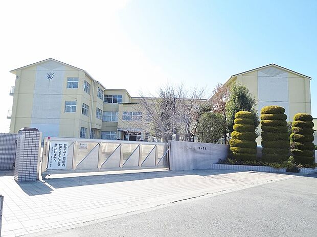 岡崎市立六ツ美西部小学校(約320m)