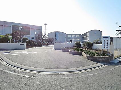 西尾市立鶴城中学校 1700ｍ