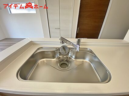 浄水器内蔵型水栓