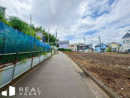 現地前面道路