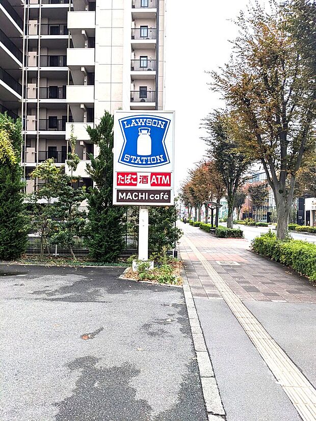 ローソンスリーエフ入間小谷田店