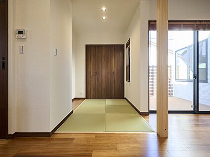 【レガーレ西福間2号地】タタミコーナー