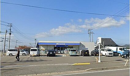 ローソン久山久原堀田店 380m