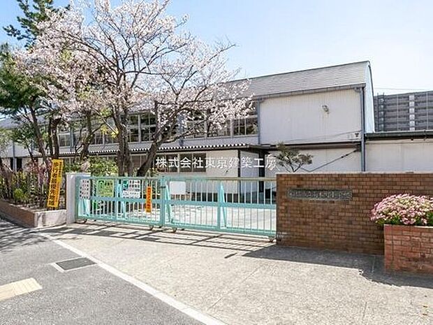 船橋市立南本町小学校まで731m