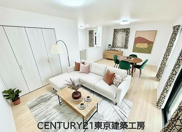 【家具はCGにてレイアウト】
くつろぎを愉しむリビングルームは憩いの場となります。リビングとダイニングの空間機能を活かし、巧みに使い分ける発想が、ライフスタイルに新しいゆとりをもたらします。