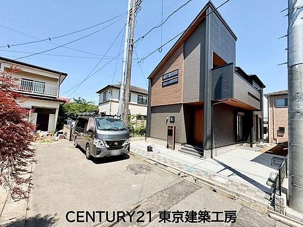 ４LDK＋駐車スペース２台分（車種による）ございます！
前面道路が4.5ｍあるため駐車もラクラク！